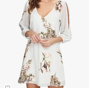 Elegant Floral V-Neck Mini Dress